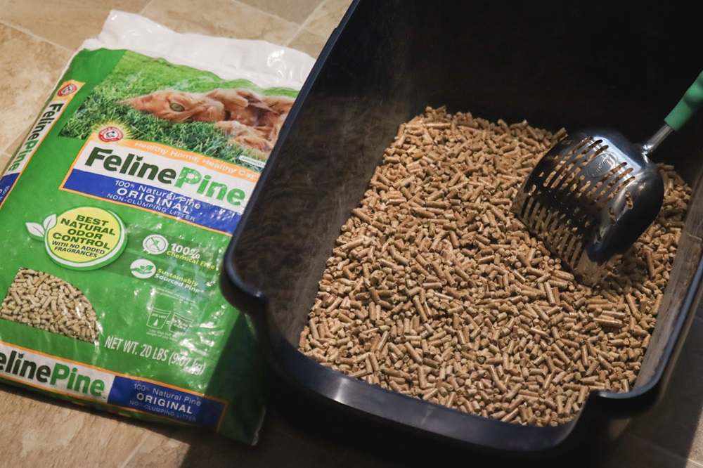 Feline Pine Original Natural Wood Non Clumping Cat Litter-7