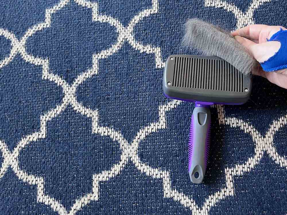 Hertzko Self-Cleaning Slicker Brush