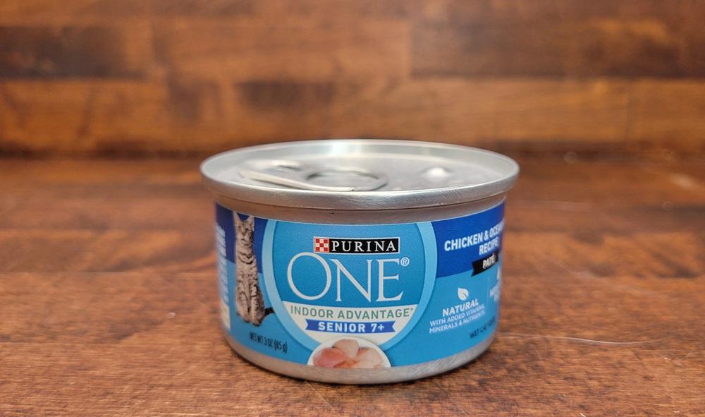 Purina ONE Indoor Advantage 7+ Chicken & Ocean Fish Pate Wet Cat Food