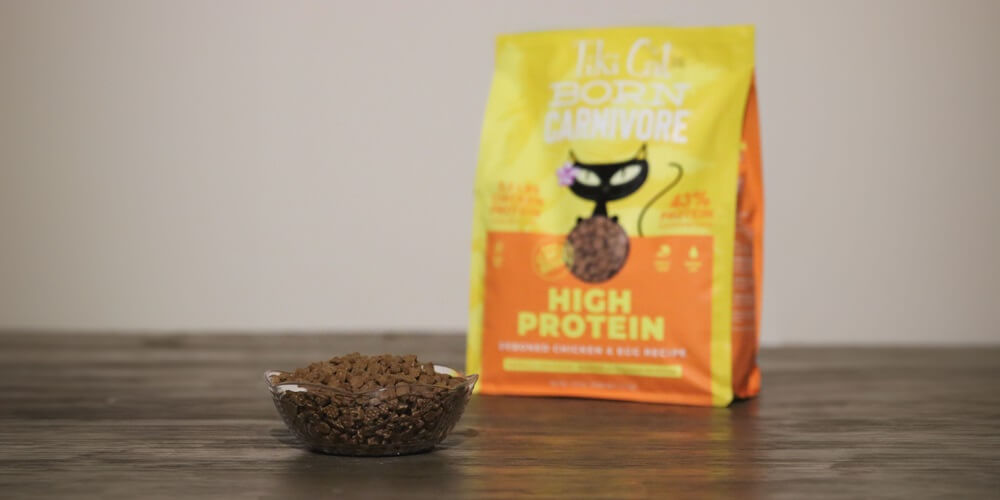 Tiki Cat Born Carnivore High Protein Deboned Chicken & Egg Recipe