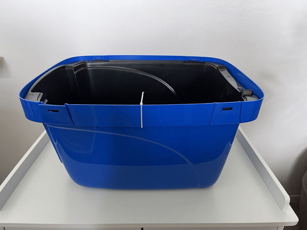 Van Ness Enclosed Sifting Litter Box