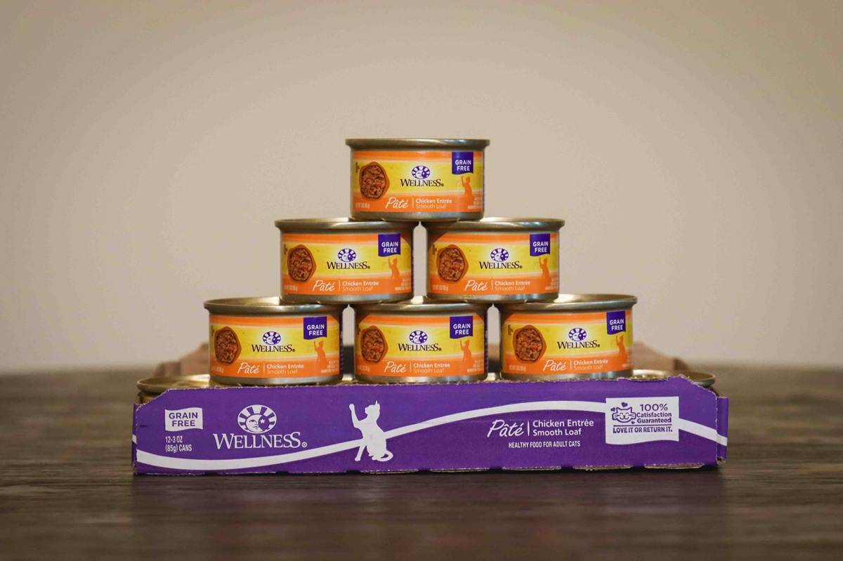 Wellness Chicken Entree Smooth Loaf Pate